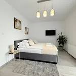 Nad Stawem